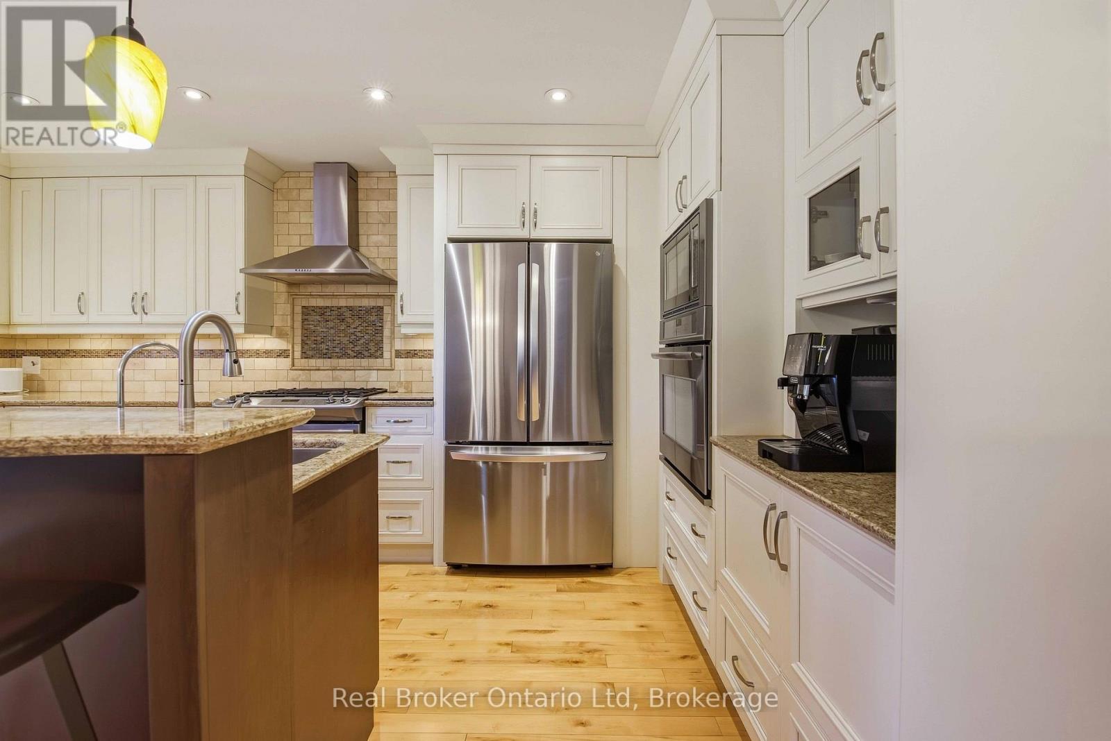 126 5Th Avenue E, Owen Sound, ON