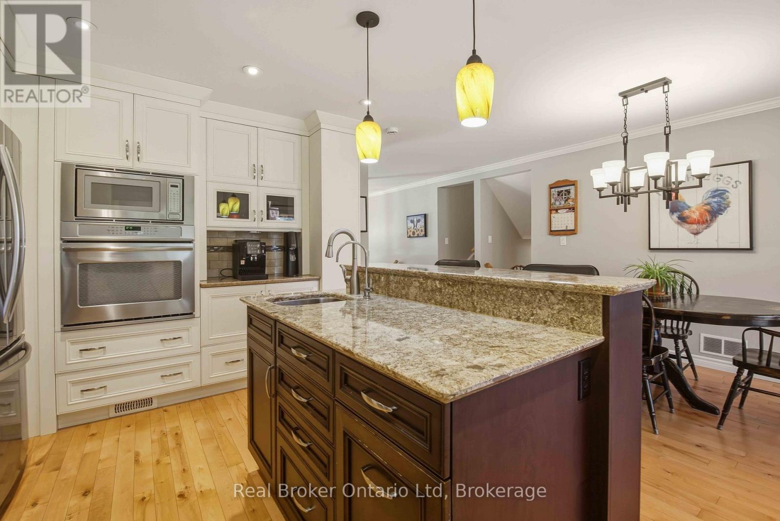 126 5Th Avenue E, Owen Sound, ON