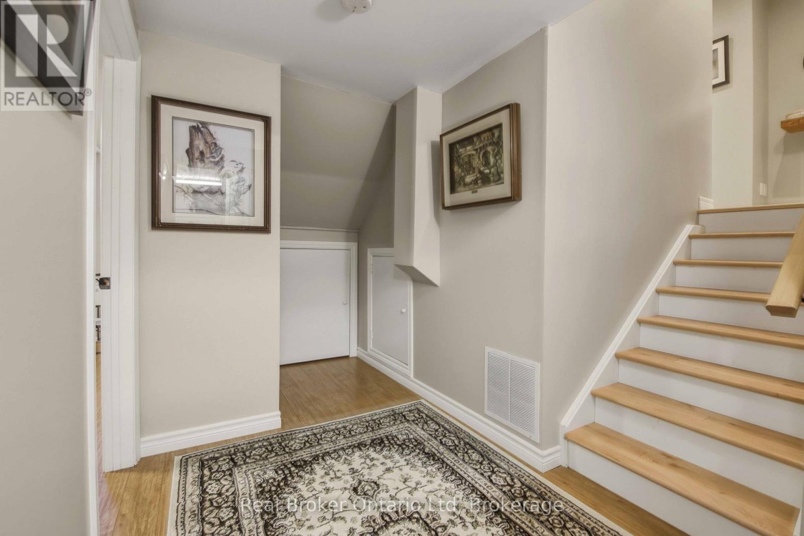 126 5Th Avenue E, Owen Sound, ON