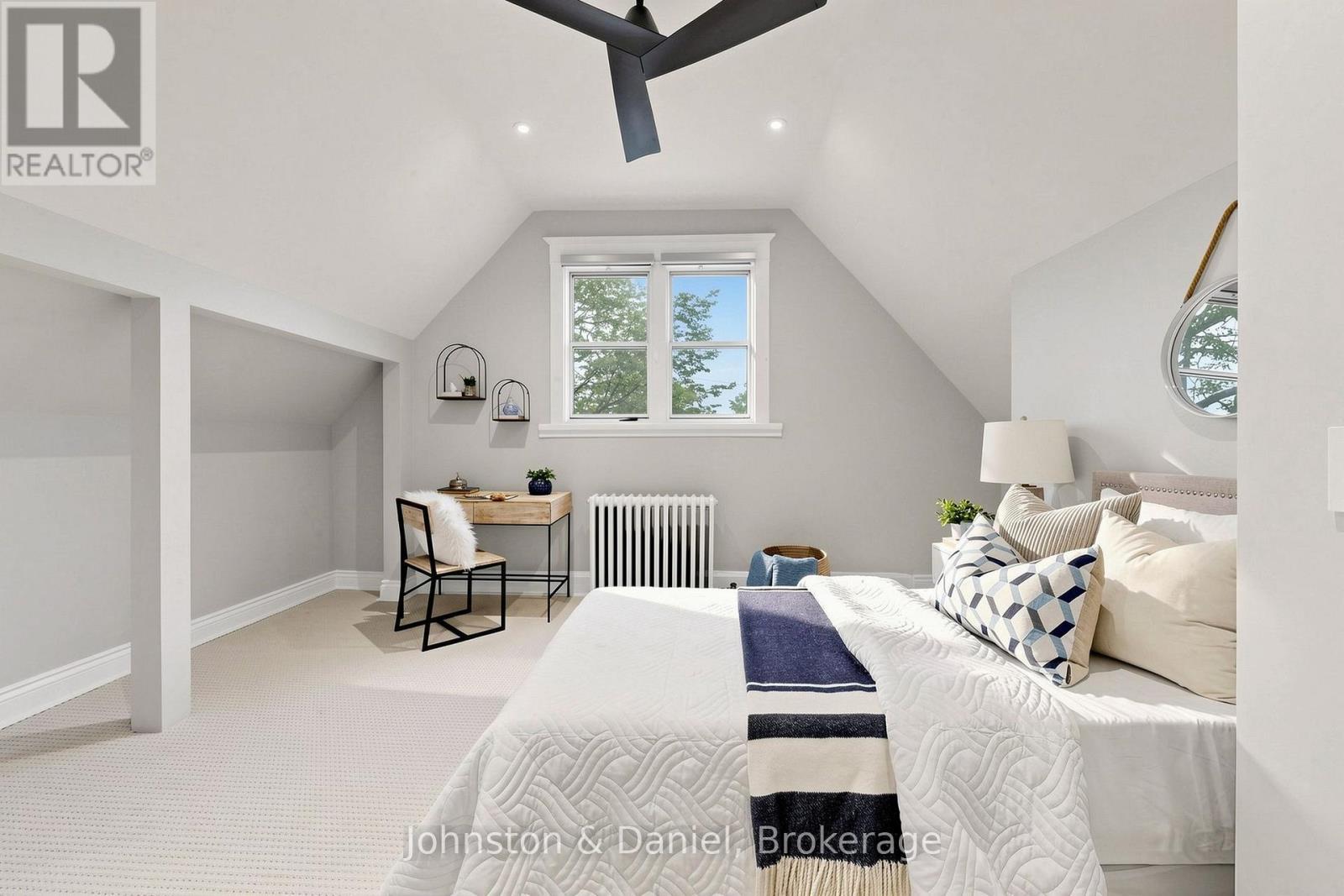 11 Ashland Avenue, Toronto, ON