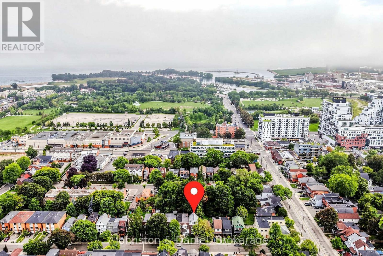 11 Ashland Avenue, Toronto, ON