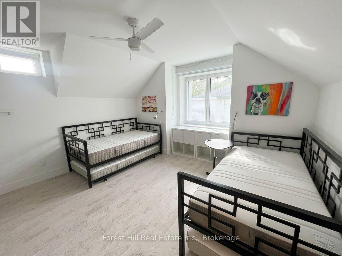 275 Saint Paul Street, Collingwood, ON