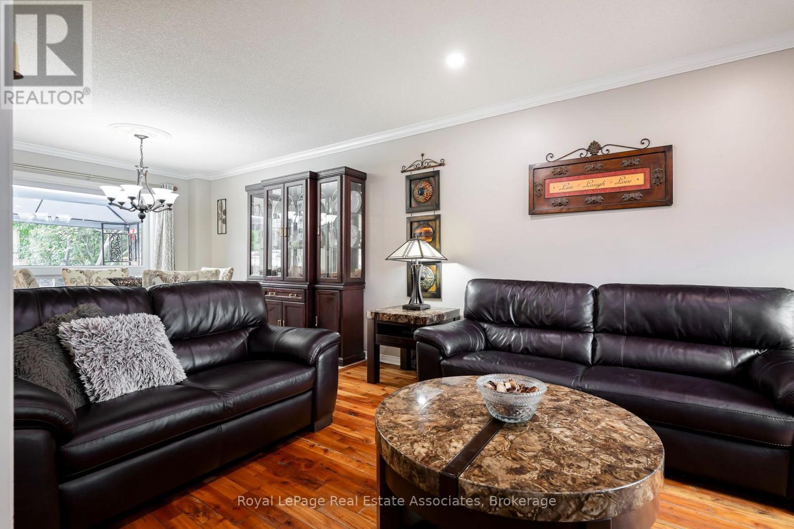 67 Smith Drive, Halton Hills, ON