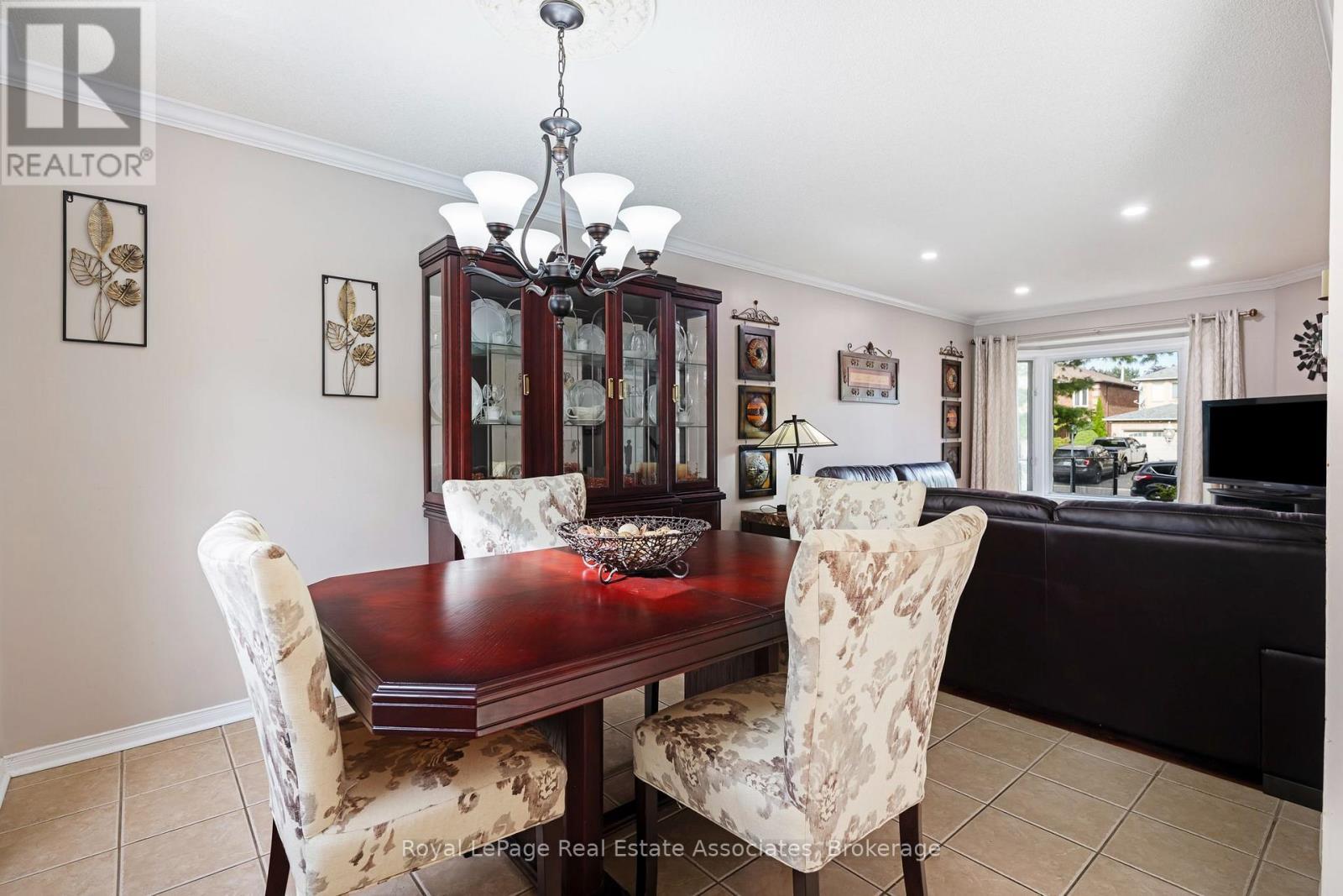 67 Smith Drive, Halton Hills, ON