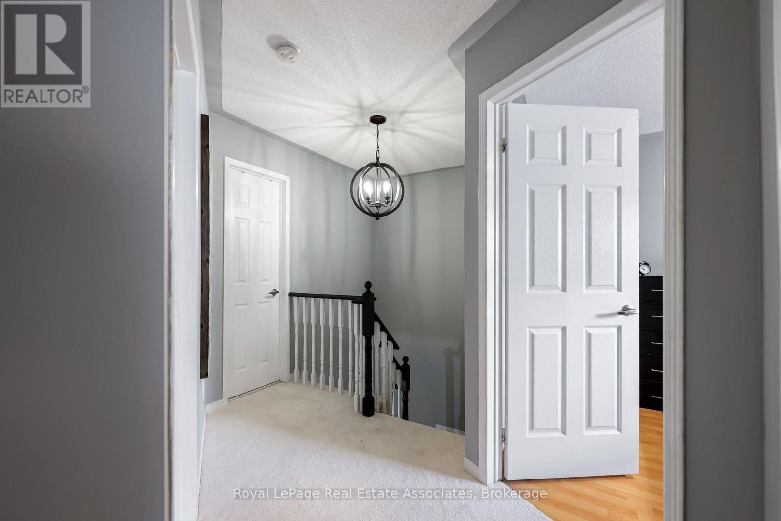 67 Smith Drive, Halton Hills, ON