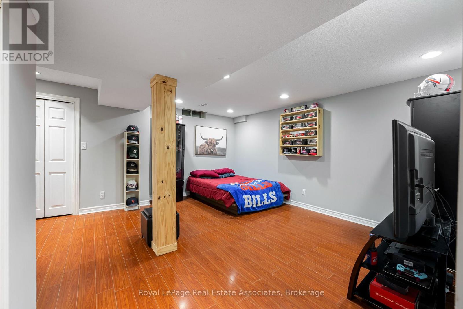 67 Smith Drive, Halton Hills, ON