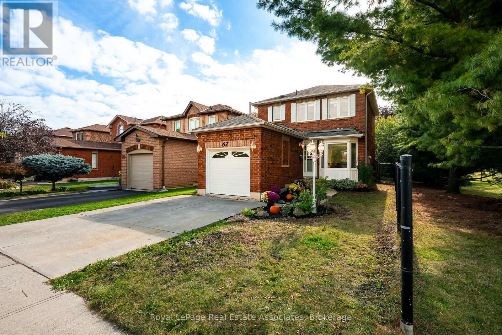 67 Smith Drive, Halton Hills, ON