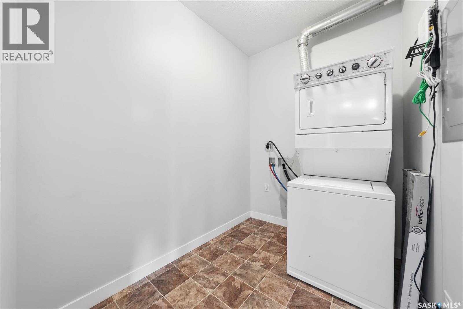 305 714 Hart Road, Saskatoon, SK