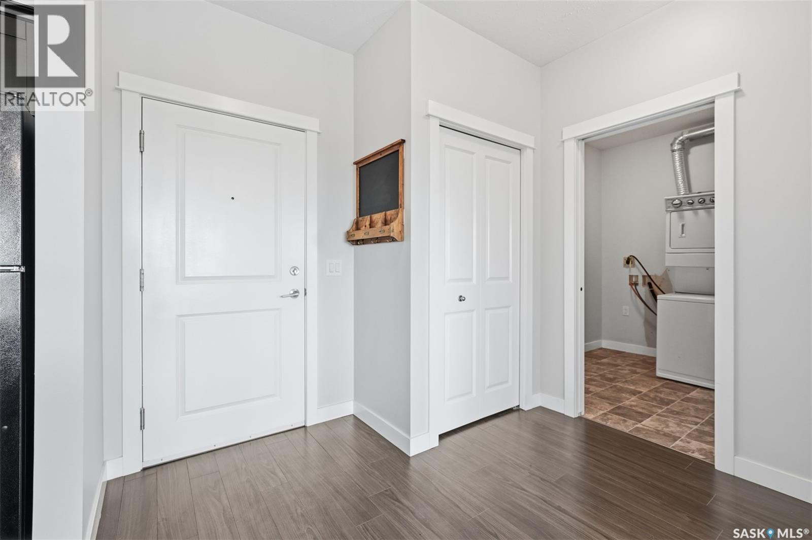 305 714 Hart Road, Saskatoon, SK