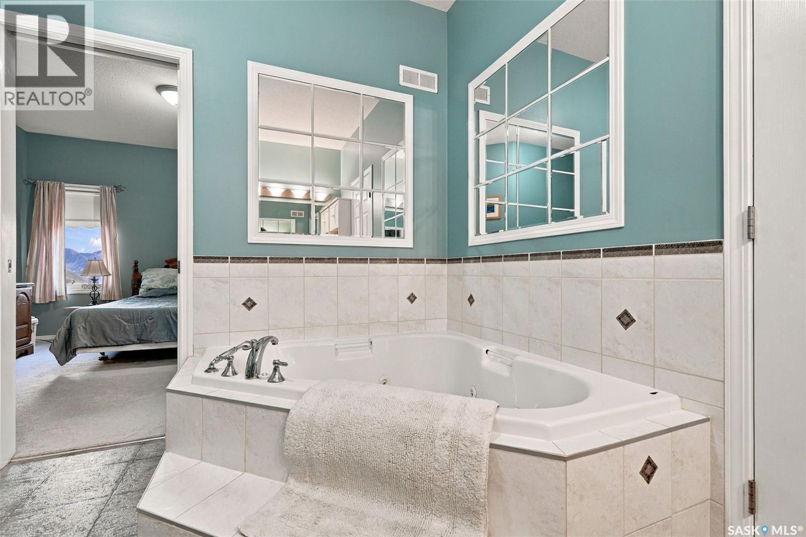 726 Penner Place, Martensville, SK