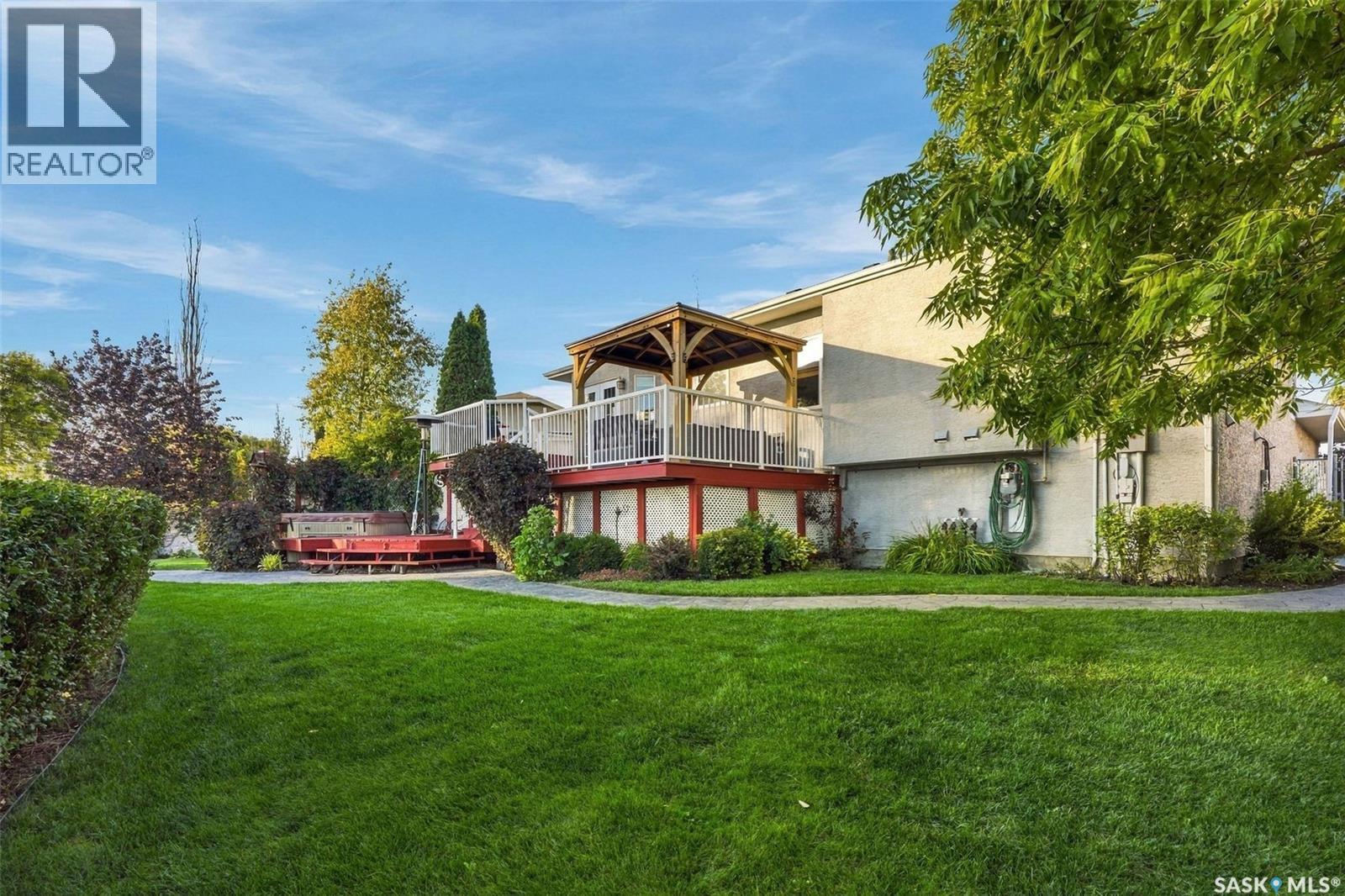 726 Penner Place, Martensville, SK