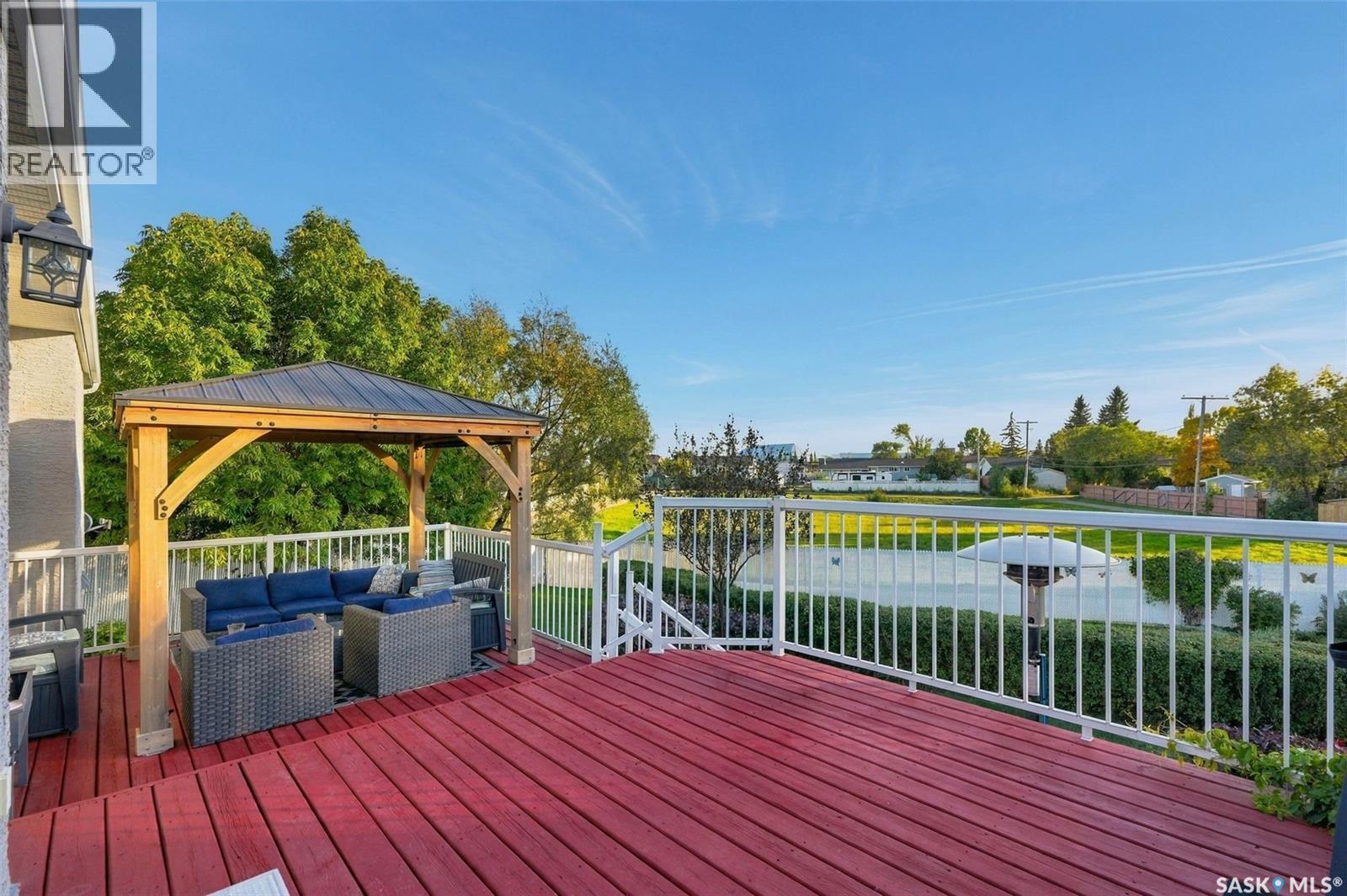 726 Penner Place, Martensville, SK