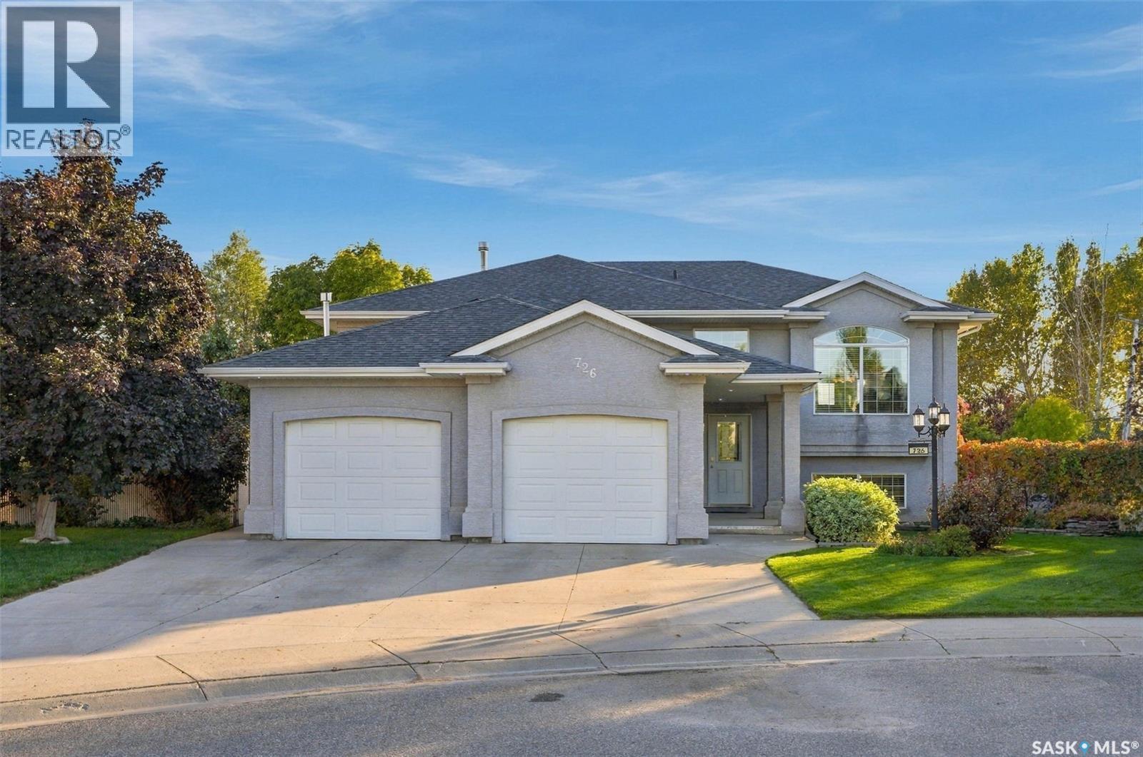726 Penner Place, Martensville, SK