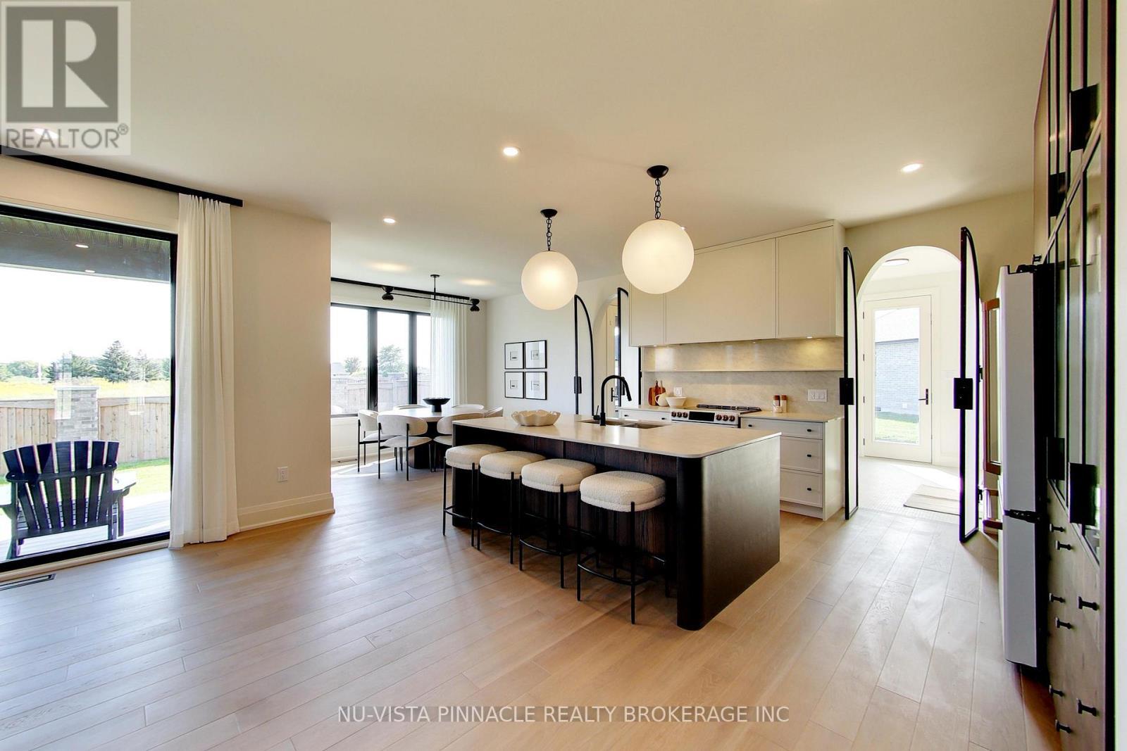 1643 Upper West Avenue, London South (South B), ON