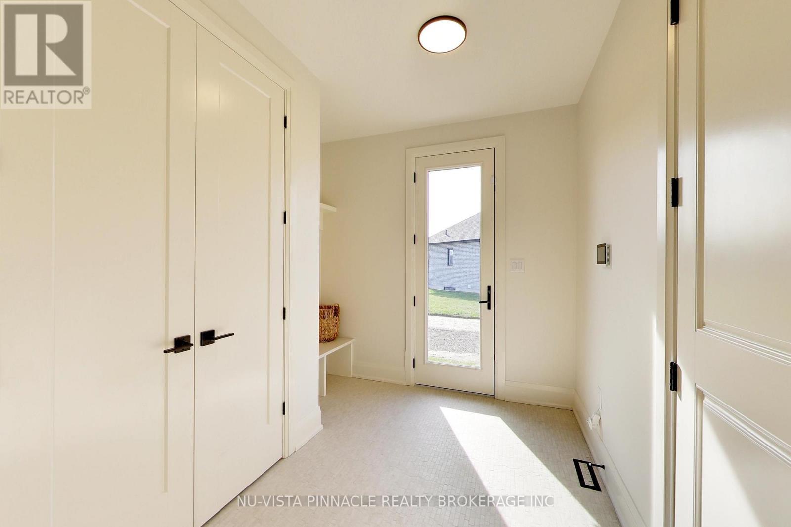 1643 Upper West Avenue, London South (South B), ON