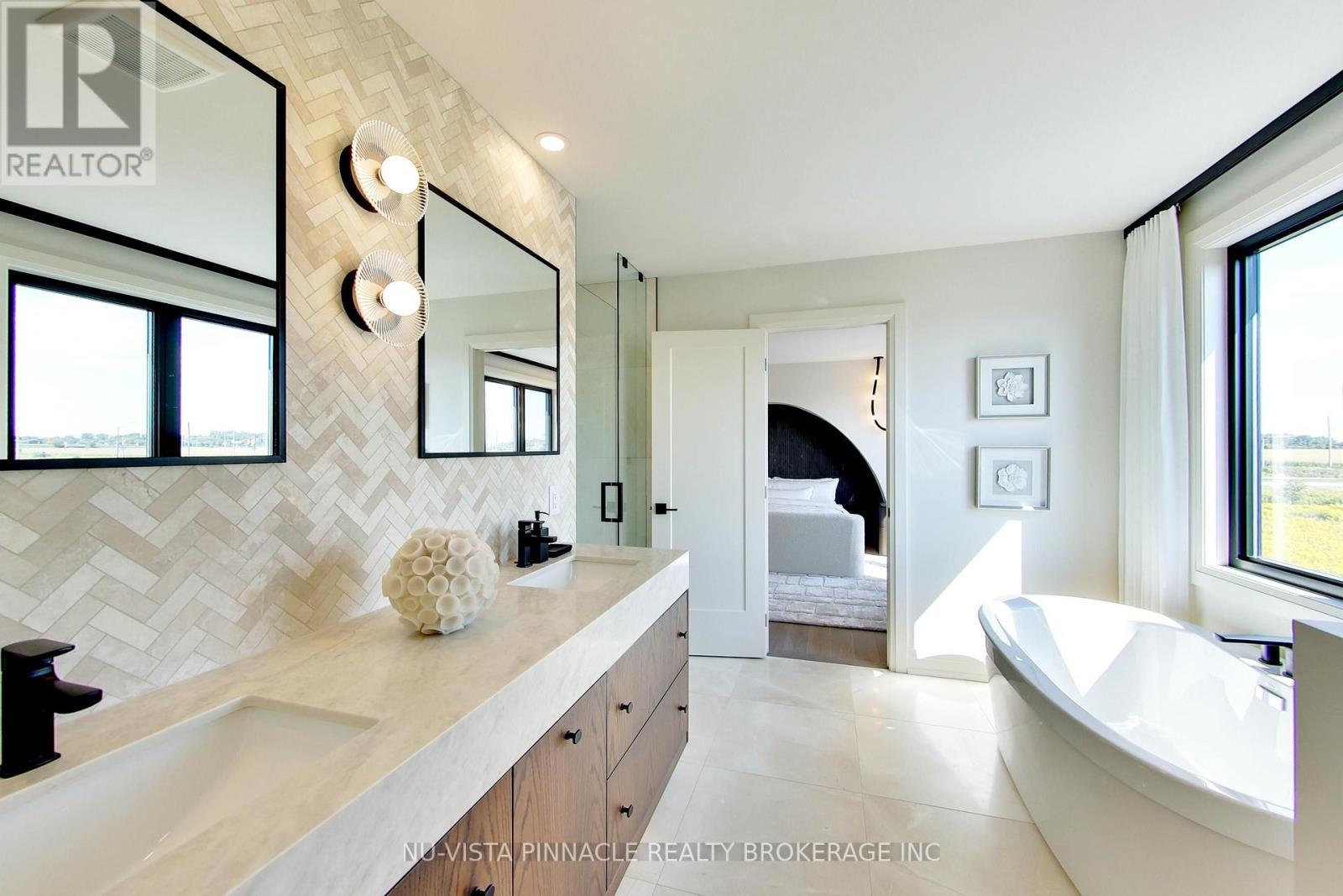 1643 Upper West Avenue, London South (South B), ON