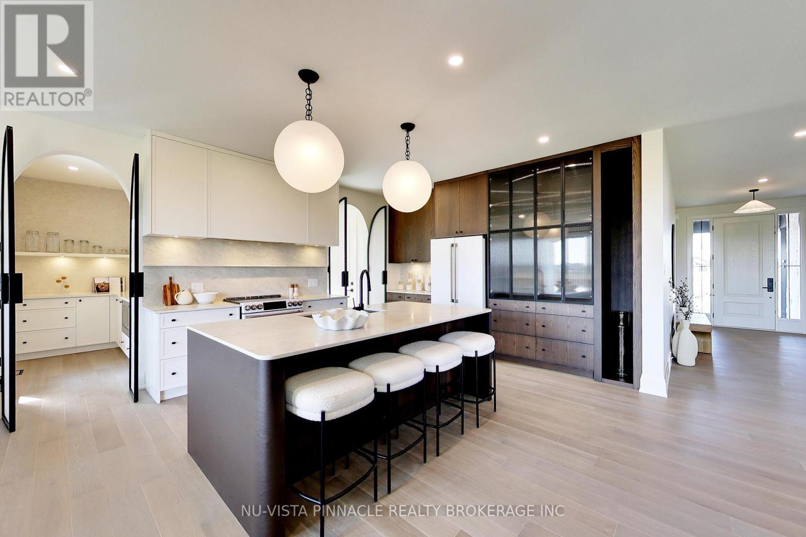 1643 Upper West Avenue, London South (South B), ON