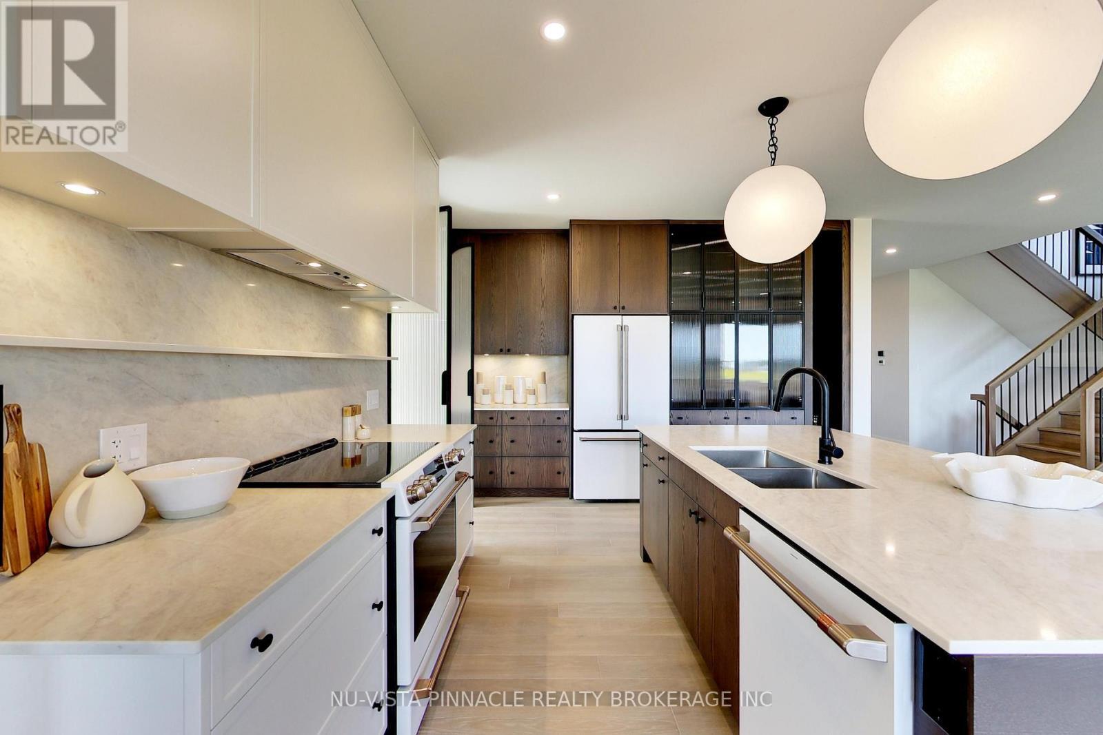 1643 Upper West Avenue, London South (South B), ON