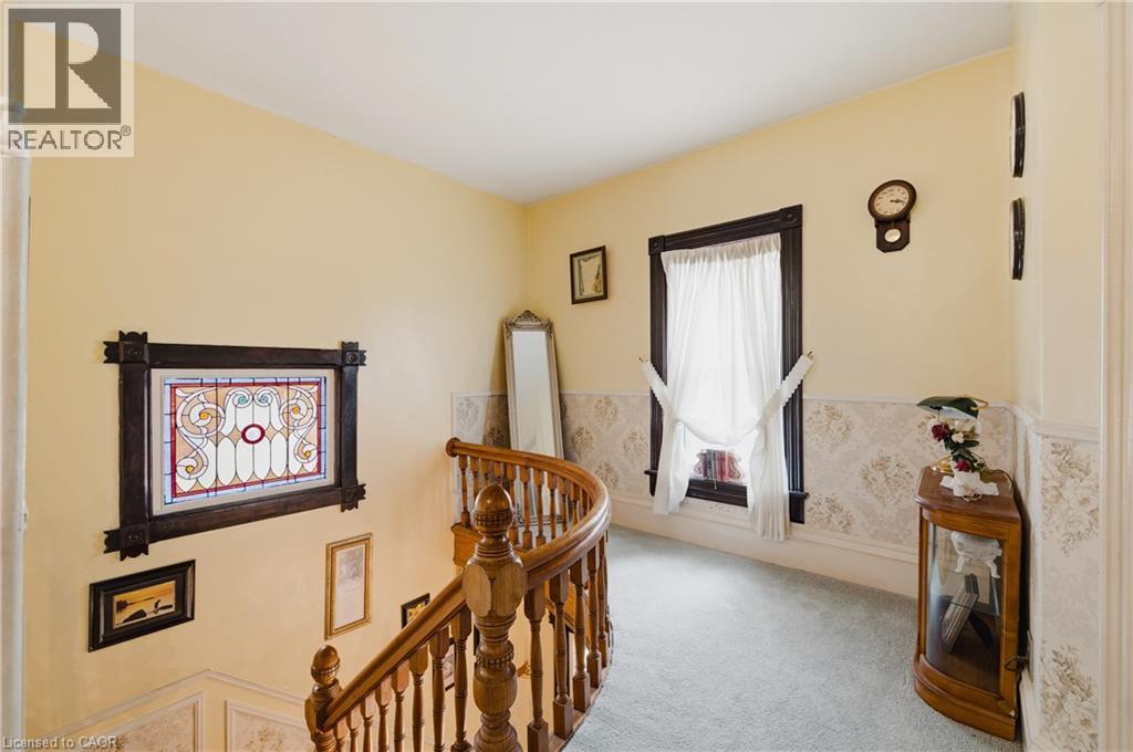 295 Livingstone Avenue N, Listowel, ON