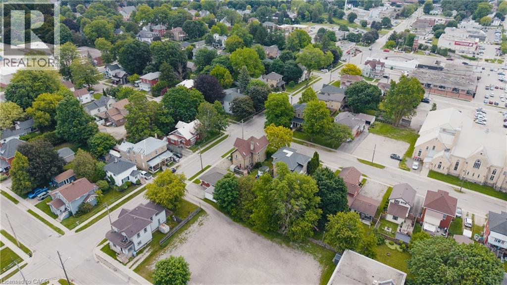 295 Livingstone Avenue N, Listowel, ON