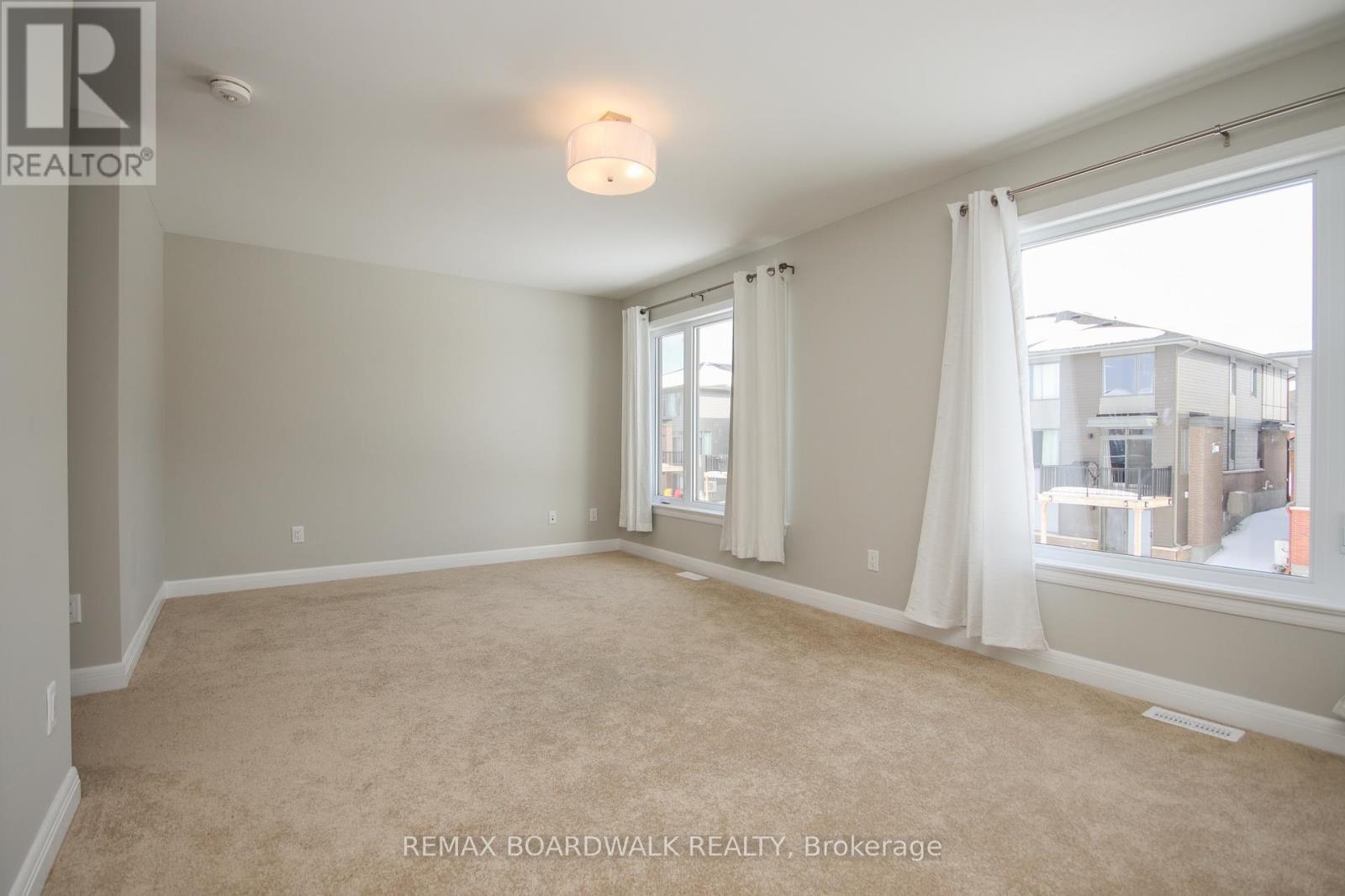 74 Michael Stoqua Street, Ottawa, ON