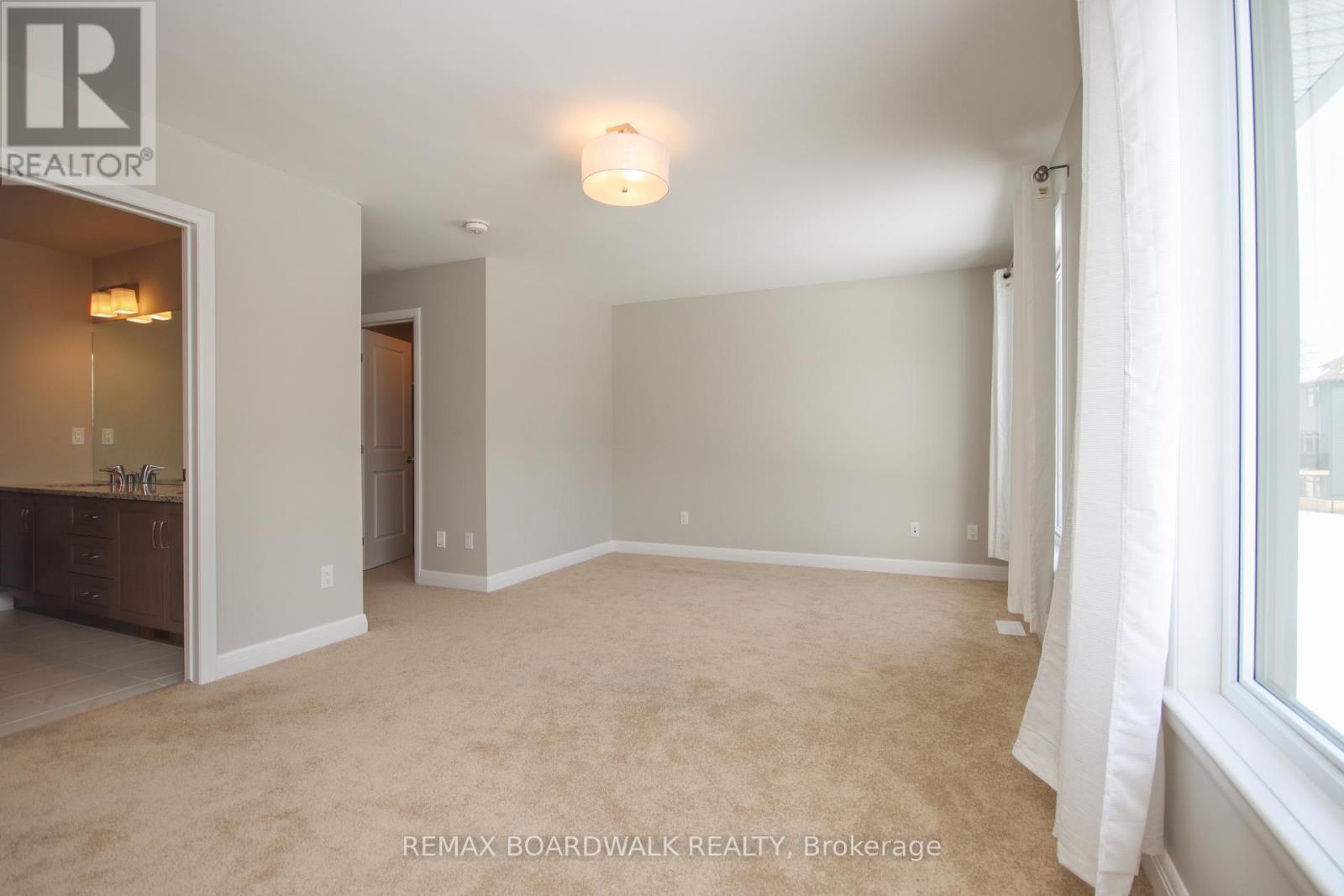 74 Michael Stoqua Street, Ottawa, ON