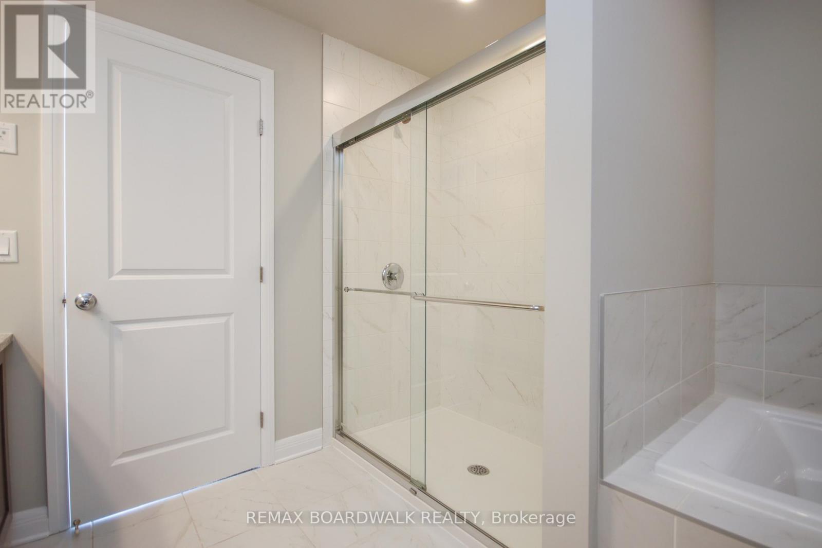 74 Michael Stoqua Street, Ottawa, ON