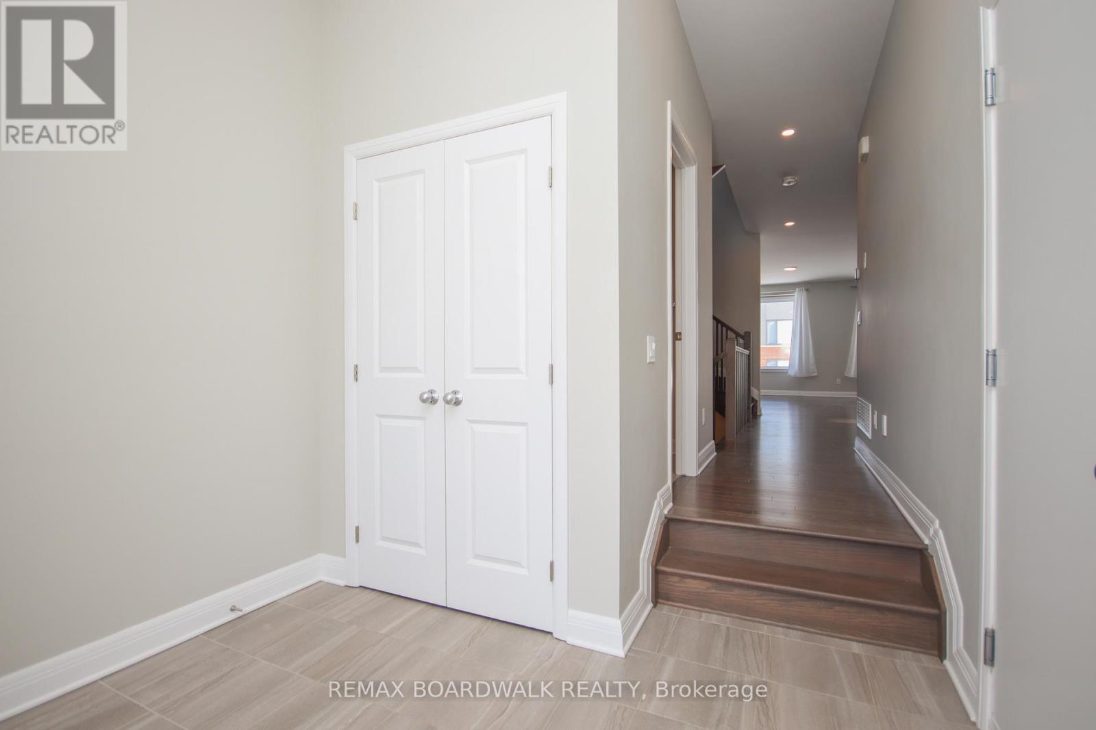 74 Michael Stoqua Street, Ottawa, ON