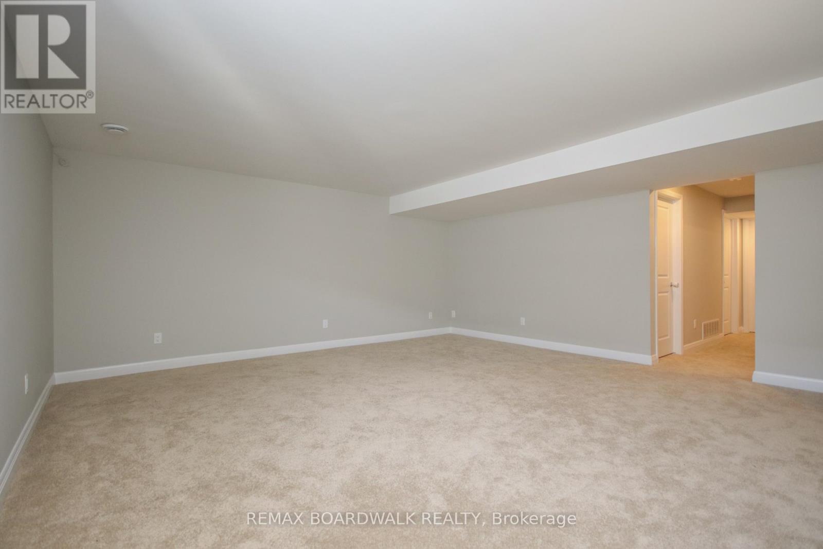 74 Michael Stoqua Street, Ottawa, ON