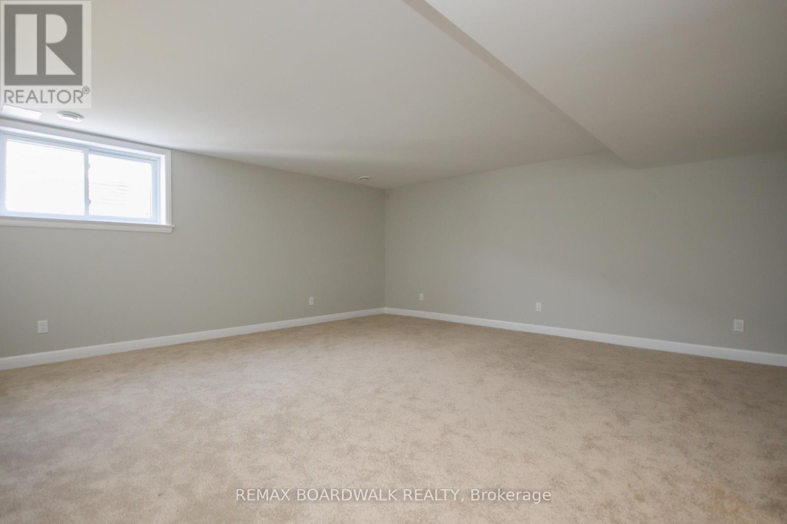 74 Michael Stoqua Street, Ottawa, ON