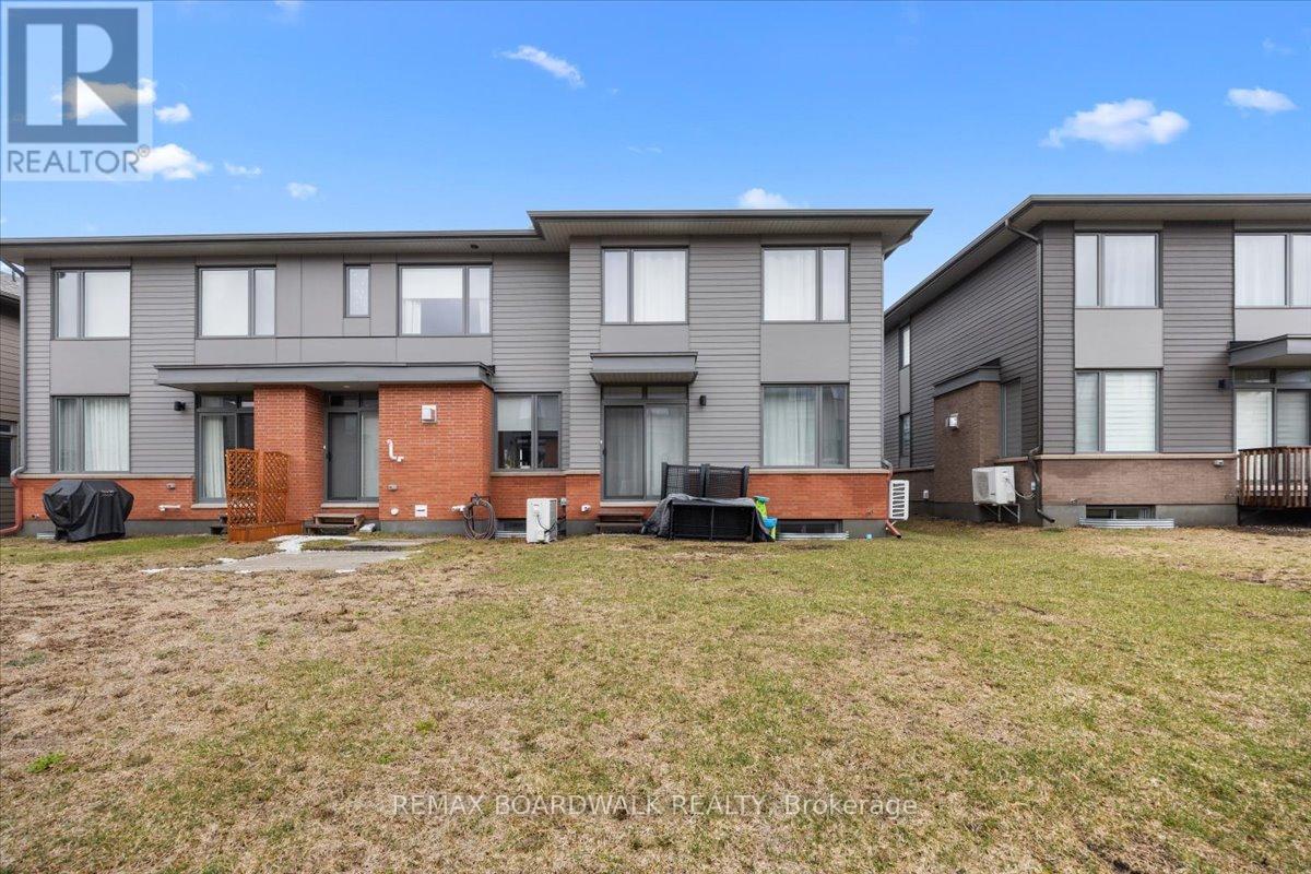 74 Michael Stoqua Street, Ottawa, ON