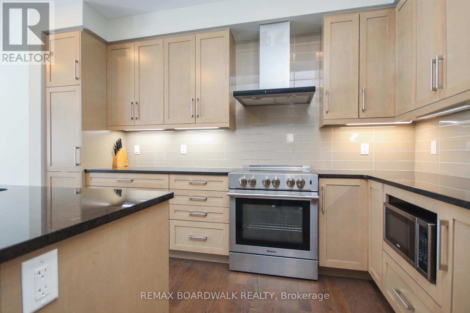 74 Michael Stoqua Street, Ottawa, ON