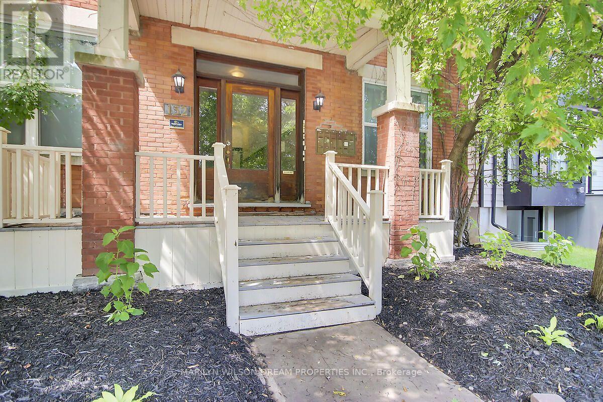 152 Goulburn Avenue, Ottawa, ON