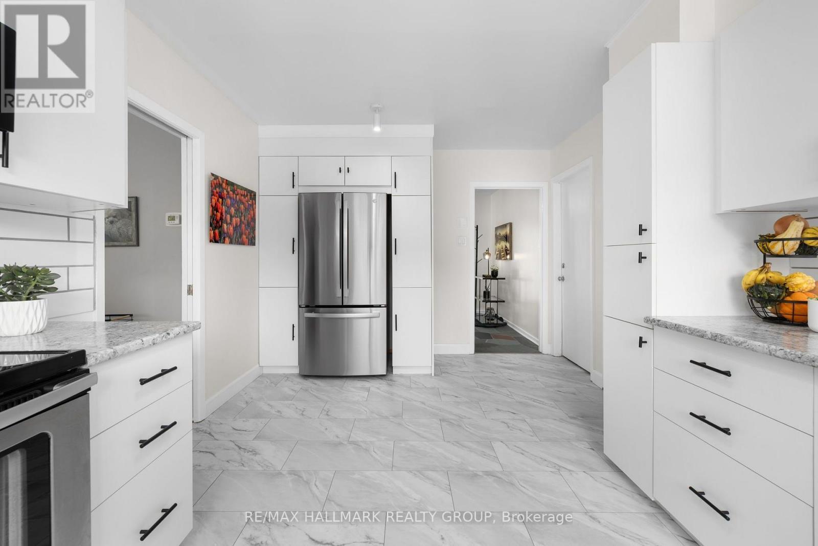 932 Dresden Crescent, Ottawa, ON