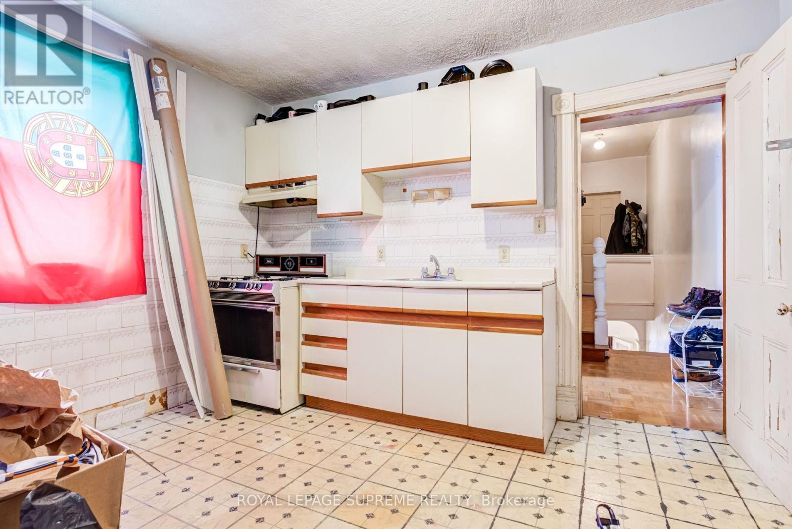 259 Brock Avenue, Toronto, ON