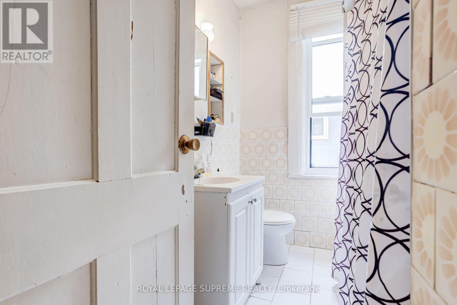 259 Brock Avenue, Toronto, ON