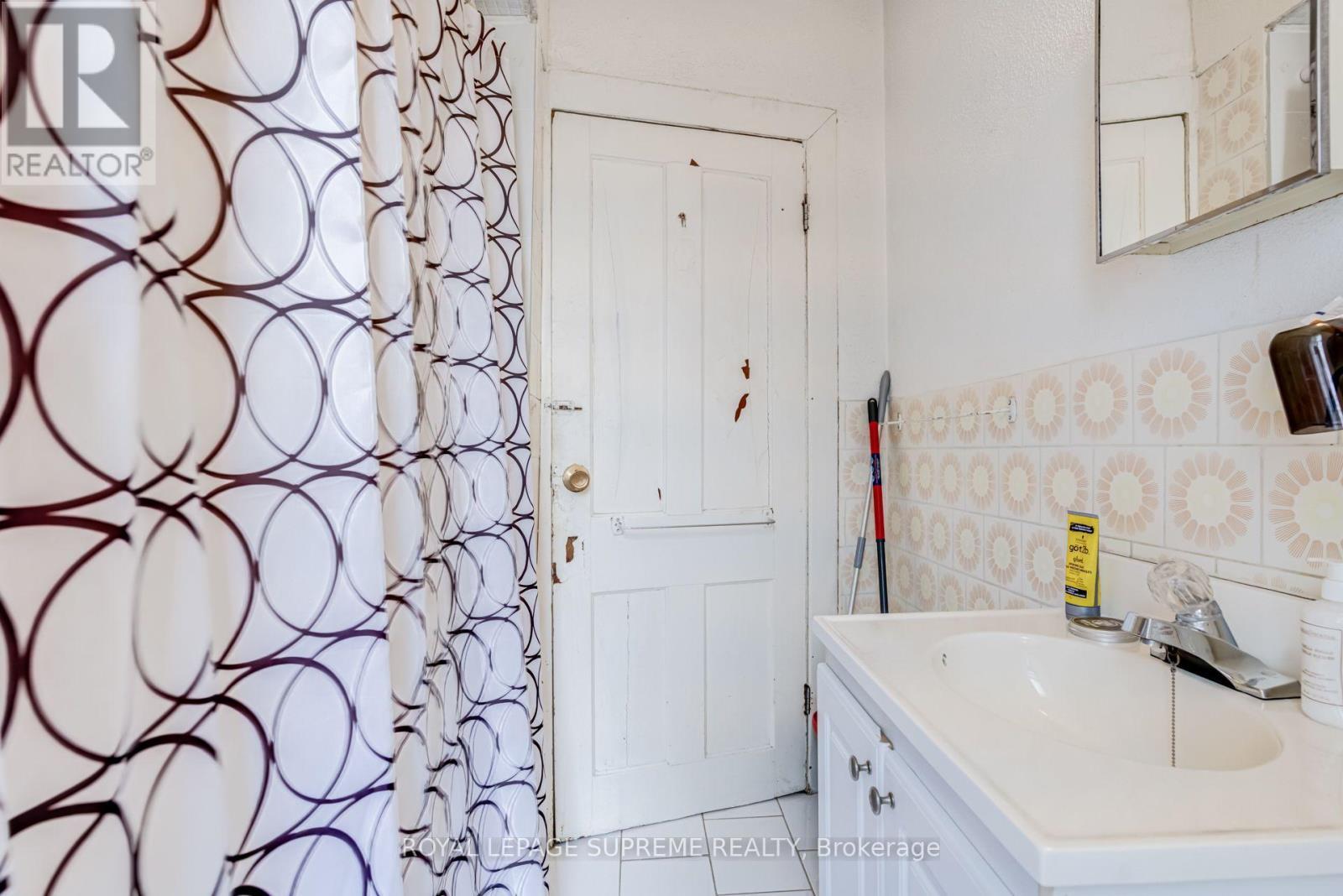 259 Brock Avenue, Toronto, ON