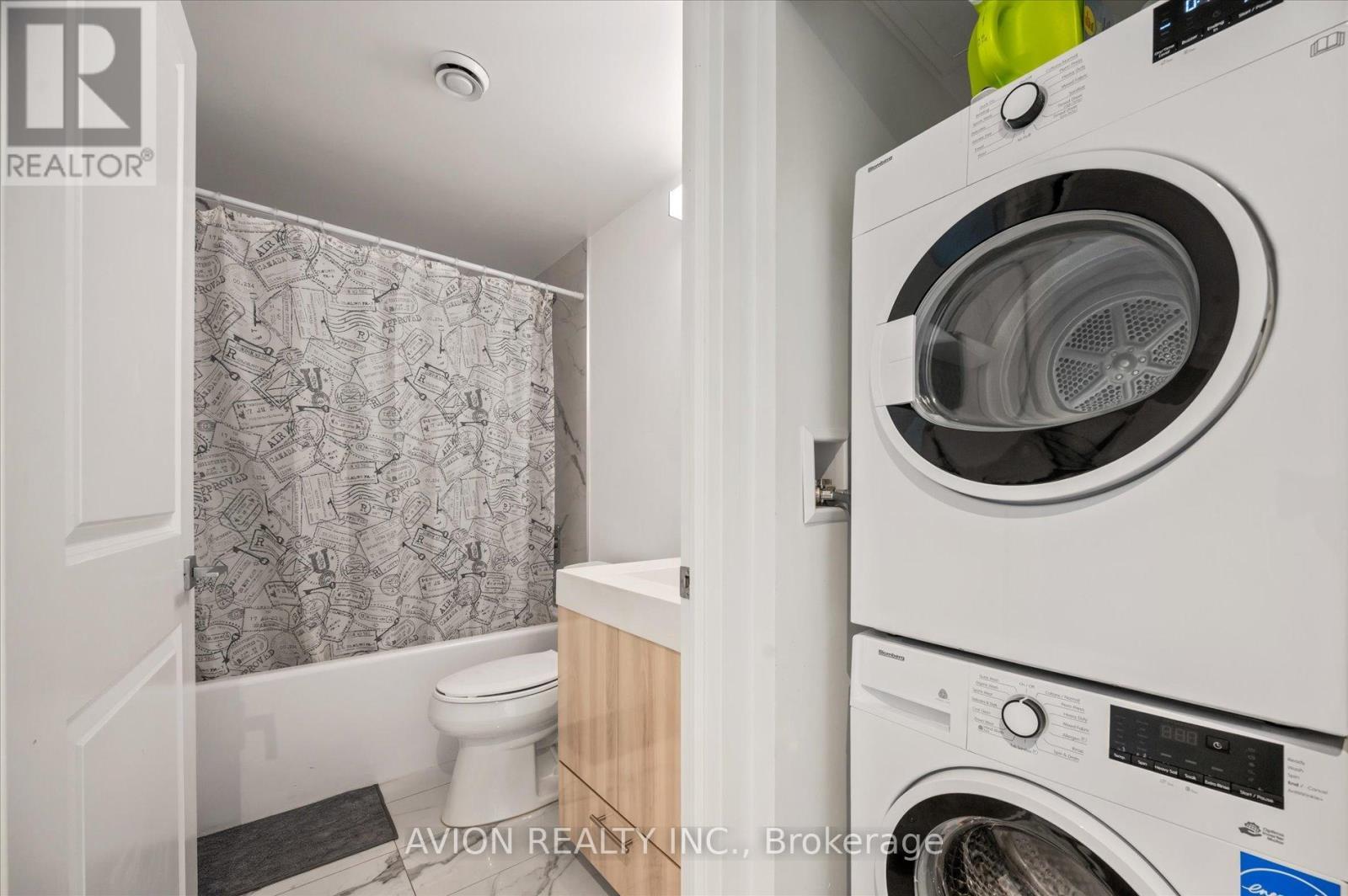 1120 - 251 Jarvis Street, Toronto, ON
