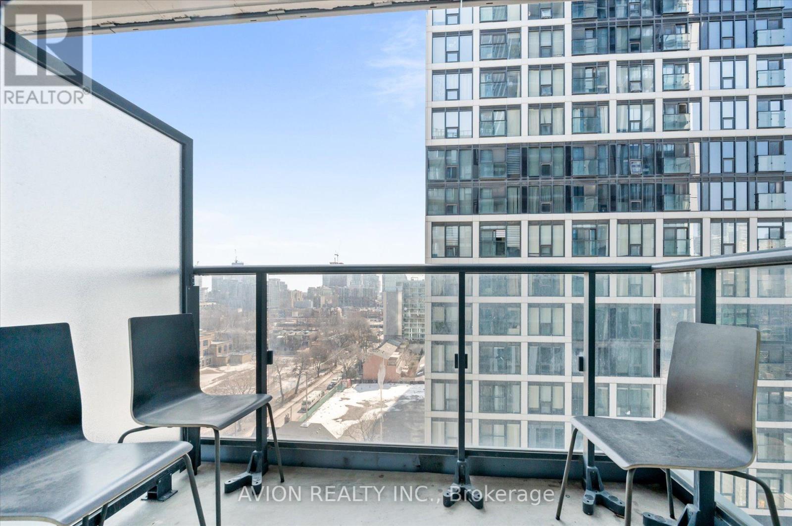 1120 - 251 Jarvis Street, Toronto, ON