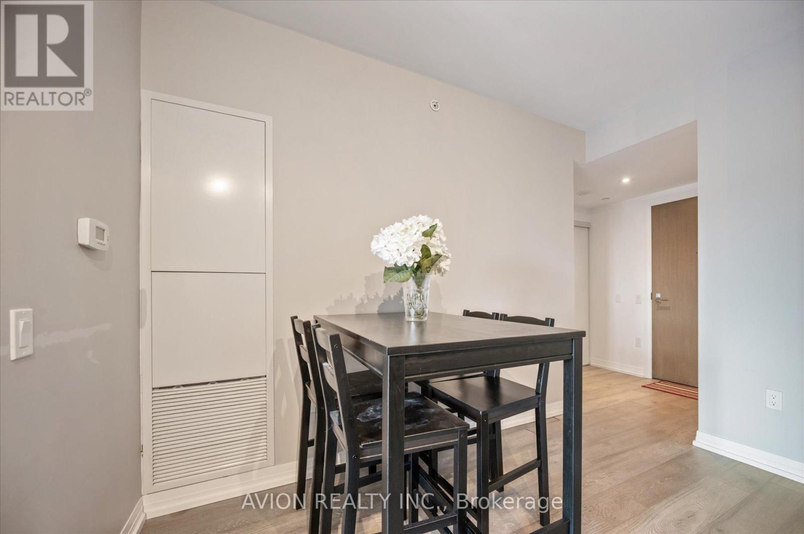 1120 - 251 Jarvis Street, Toronto, ON