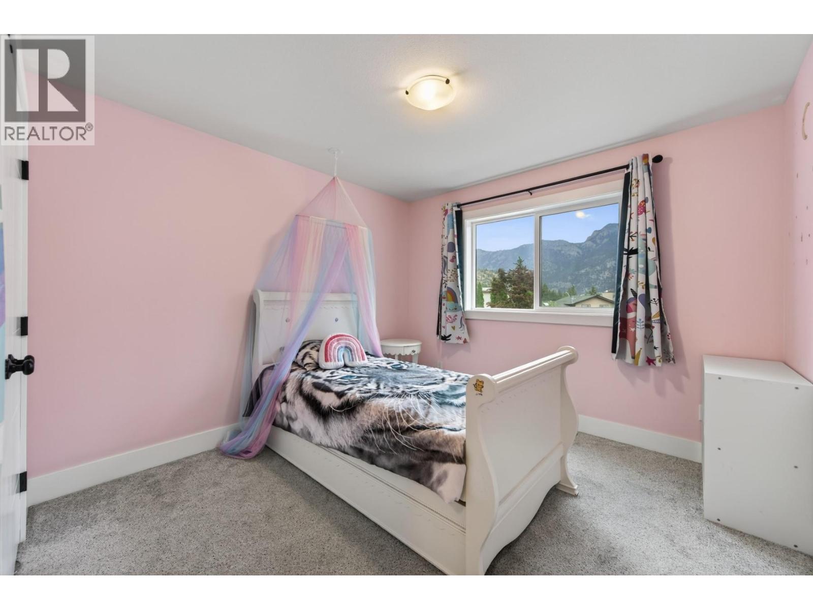 882 Eagleson Crescent, Lillooet, BC