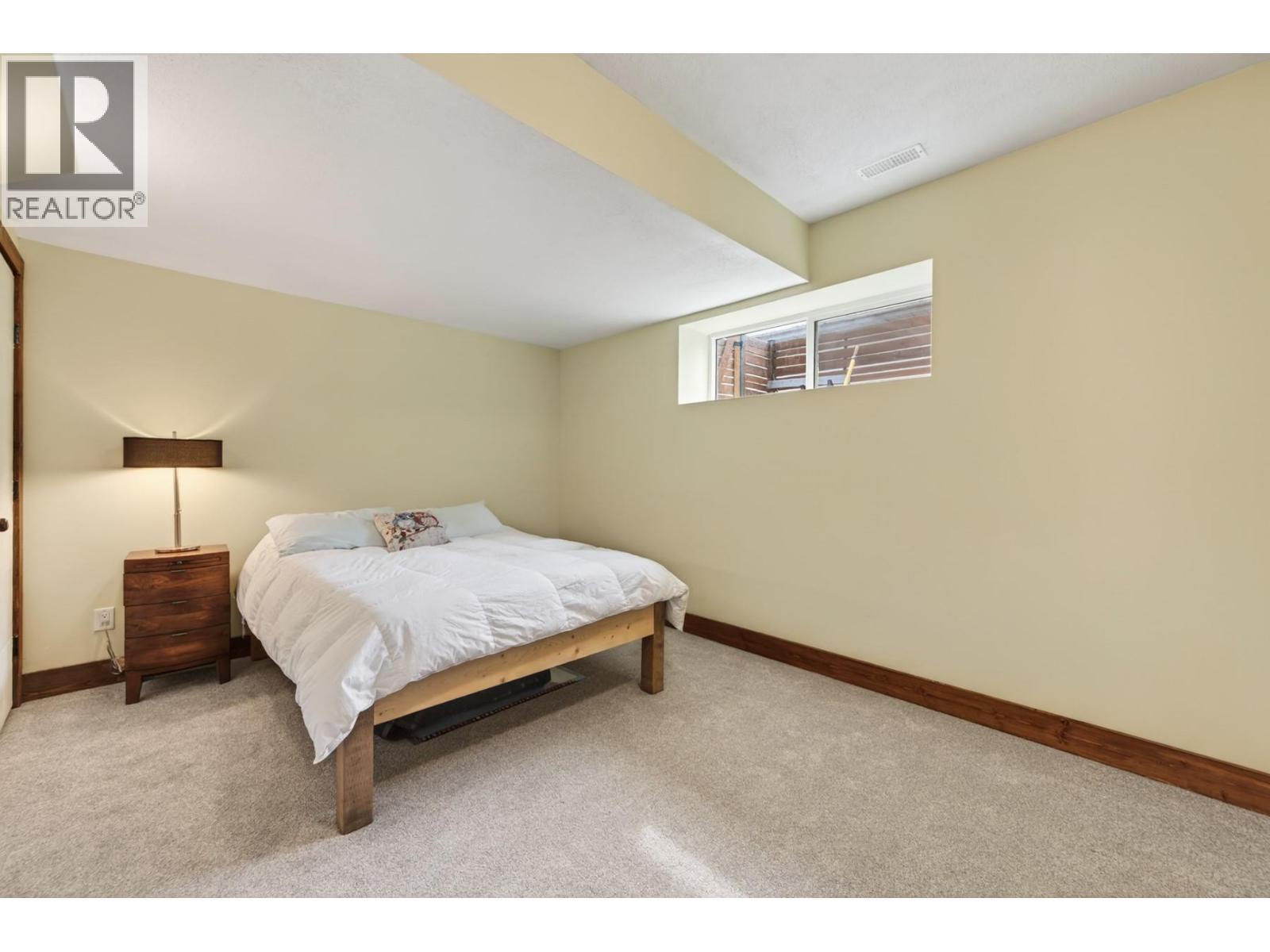 882 Eagleson Crescent, Lillooet, BC