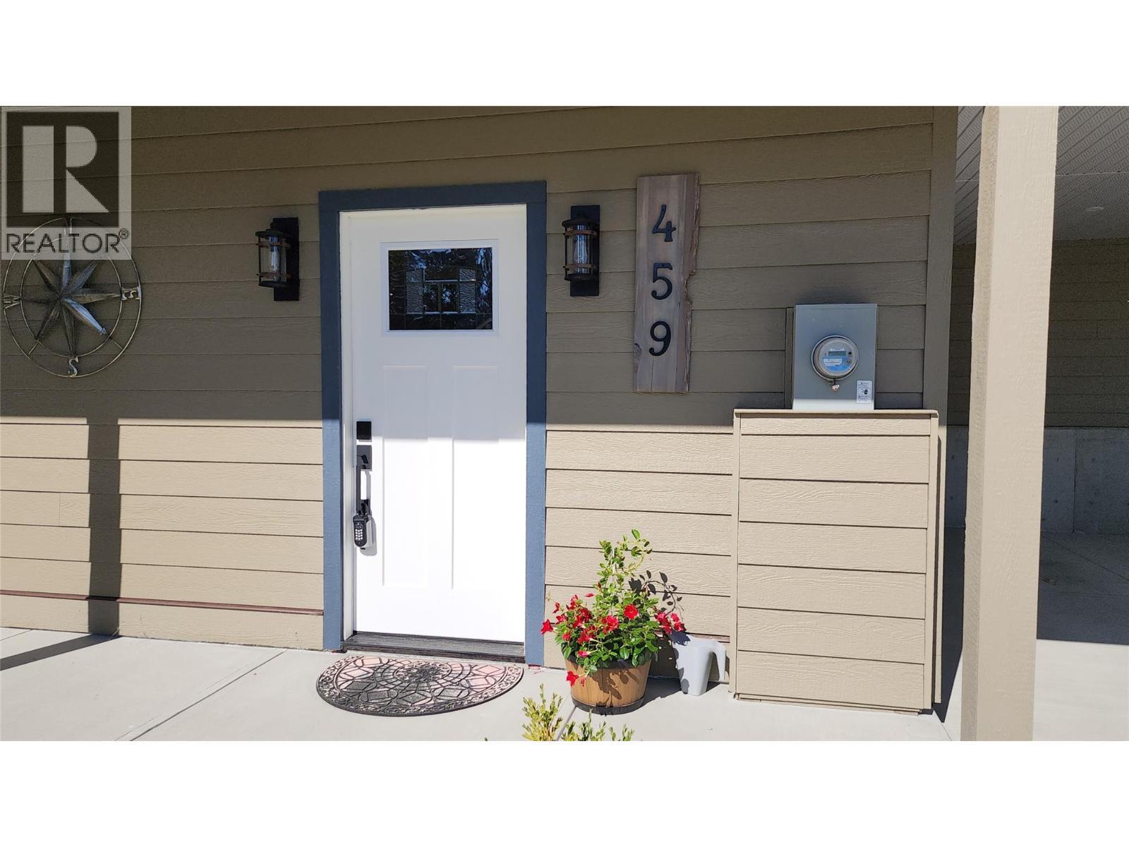 459 Whitman Way, Warfield, BC