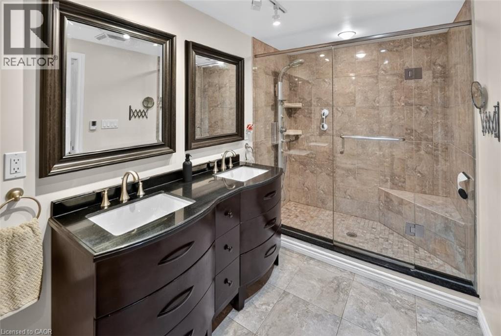 5 Carn Castle Gate Unit# 32, St. Catharines, ON