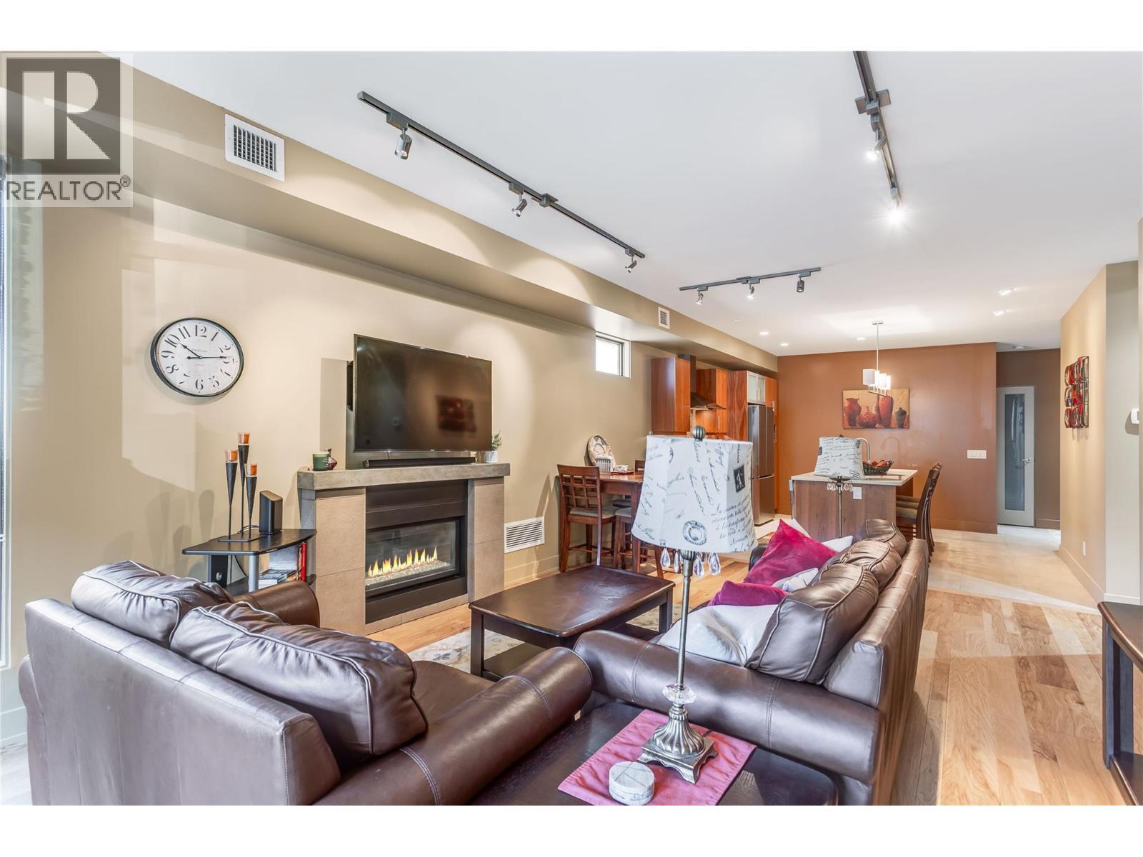 446 West Avenue Unit# 102, Kelowna, BC
