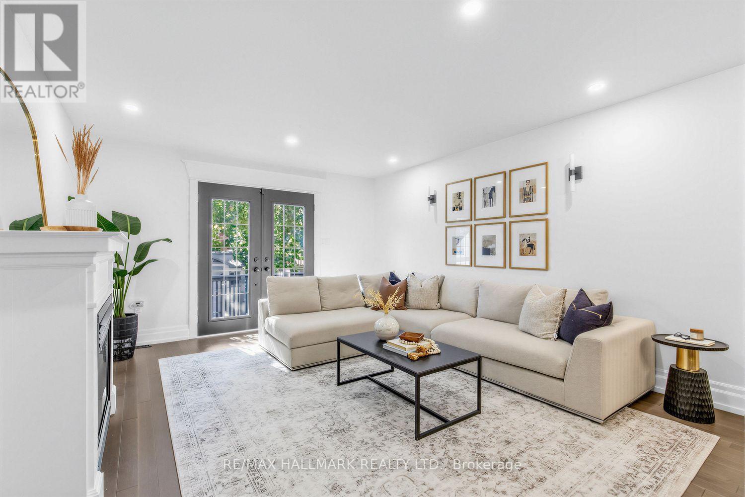 703 Mortimer Avenue, Toronto, ON