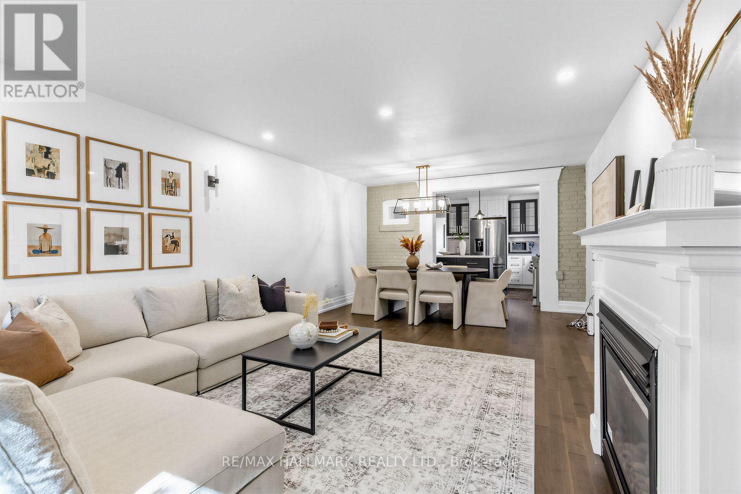 703 Mortimer Avenue, Toronto, ON