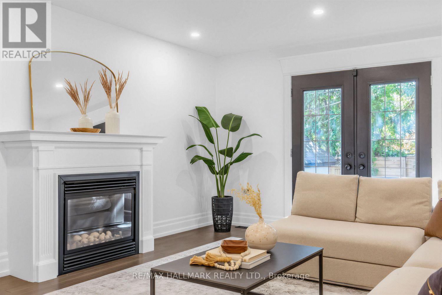 703 Mortimer Avenue, Toronto, ON