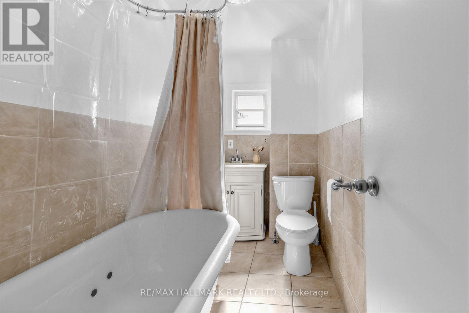 703 Mortimer Avenue, Toronto, ON
