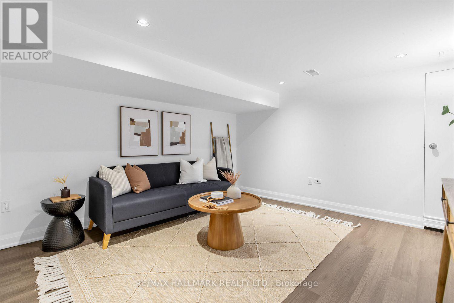 703 Mortimer Avenue, Toronto, ON